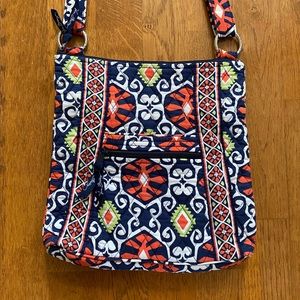 Vera Bradley crossbody purse